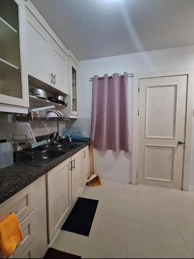 A4 Studio Apartment Room Transient House Near Abreeza Mall, Usep Obrero, Victoria Plaza, Sm Lanang, Spmc Mdmrc Hospital Davao City 홈스테이